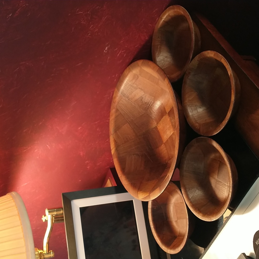 Weavewood Inc. Mid Century Mod Salad Bowl & 4 Small Serving Bowls Set